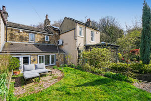 Photo 23- click for photo gallery